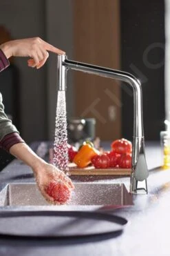 Hansgrohe M71 - Grifo De Fregadero M7116-H320 Con Ducha Extraíble, SBOX, Cromo 73801000 -Cocina Artículos Tienda 1694bd6251b92fc04aa94301