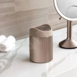 Simplehuman Cubos De Basura - Cubo De Basura Mini Para Mesa 1,5 L, Rose Gold CW2085 7 Simplehuman Cubos De Basura - Cubo De Basura Mini Para Mesa 1,5 L, Rose Gold CW2085 -Cocina Artículos Tienda 49877680e72cf91c254a6d66