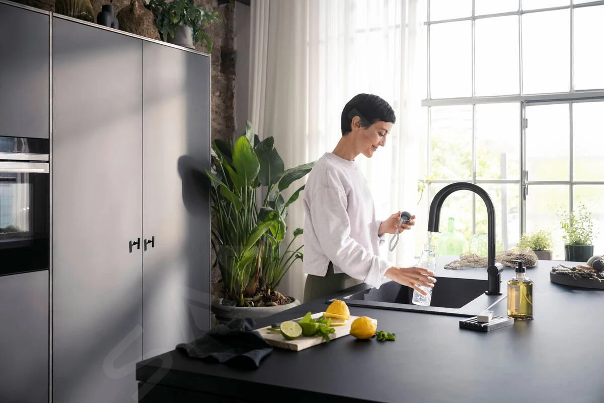 Hansgrohe Aqittura M91 - Grifo De Fregadero Con Caño Extraíble, SodaSystem, SBox, Negro Mate 76836670 5 Hansgrohe Aqittura M91 - Grifo De Fregadero Con Caño Extraíble, SodaSystem, SBox, Negro Mate 76836670 - Imagen 5